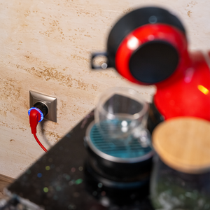 Shelly · Plug & Play "Plug S Gen3 Matter" · Farbe Schwarz - SMARTBLU